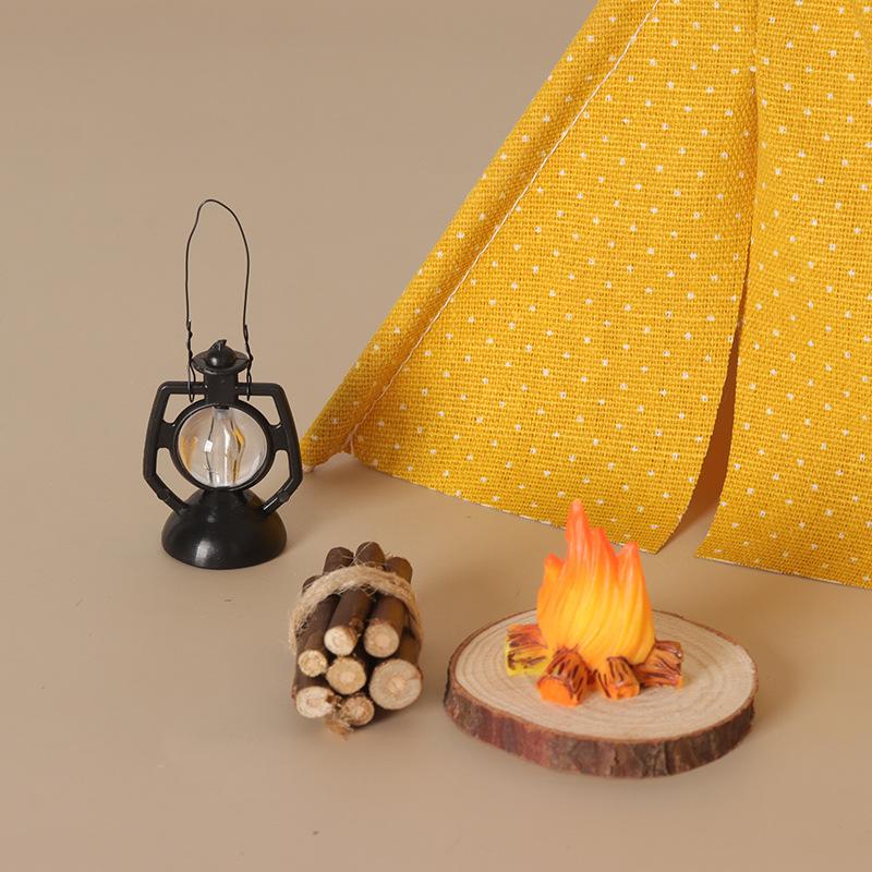 Outdoor Camping House - 1:12 Scale Camping Tent Model Decoration